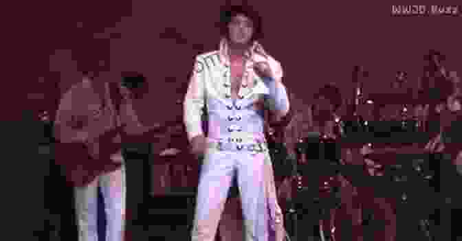 Elvis Presley Performing Suspicious Minds Live In Las Vegas 25 Best Songs Of Elvis Presley